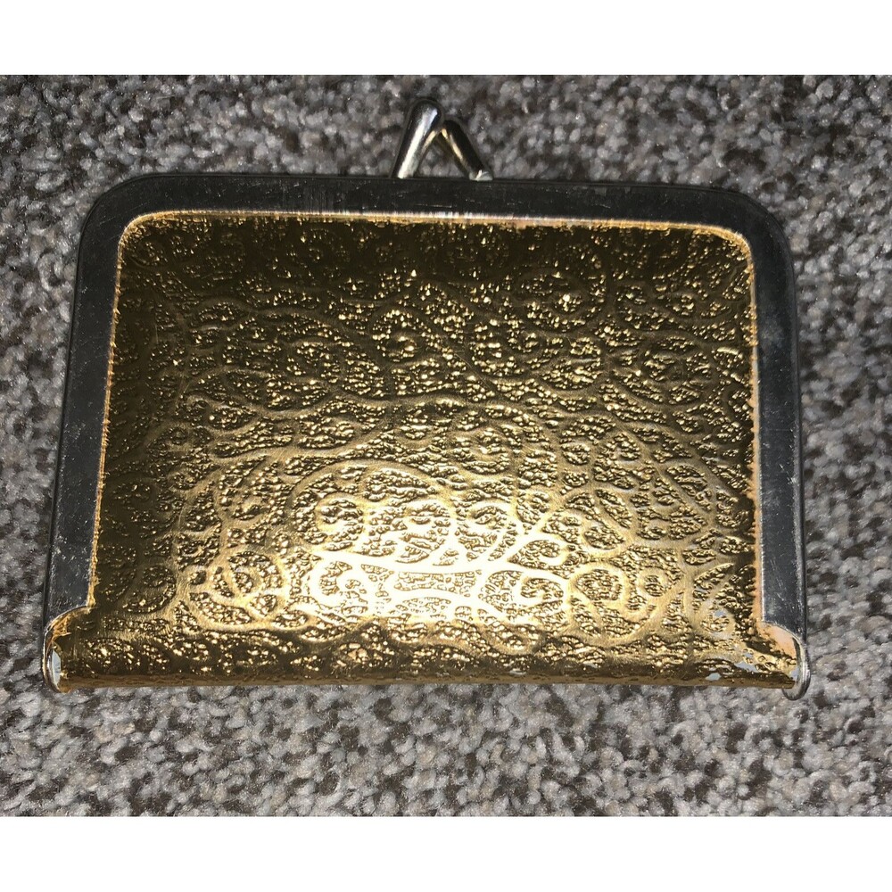 Vintage Small Sewing Kit Travel Size Gold Kiss Closure